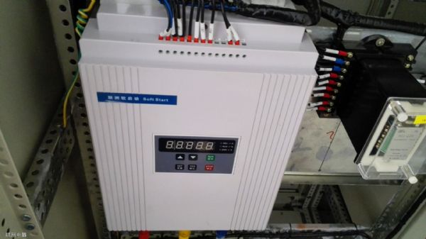 孟加拉某客戶采購的軟啟動器現場圖