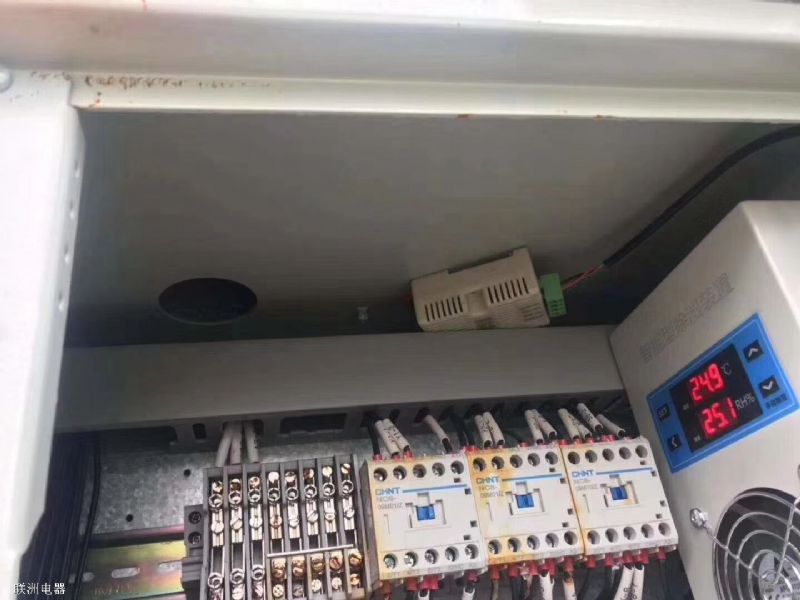 HLA-CS01柜內除濕機安裝效果圖